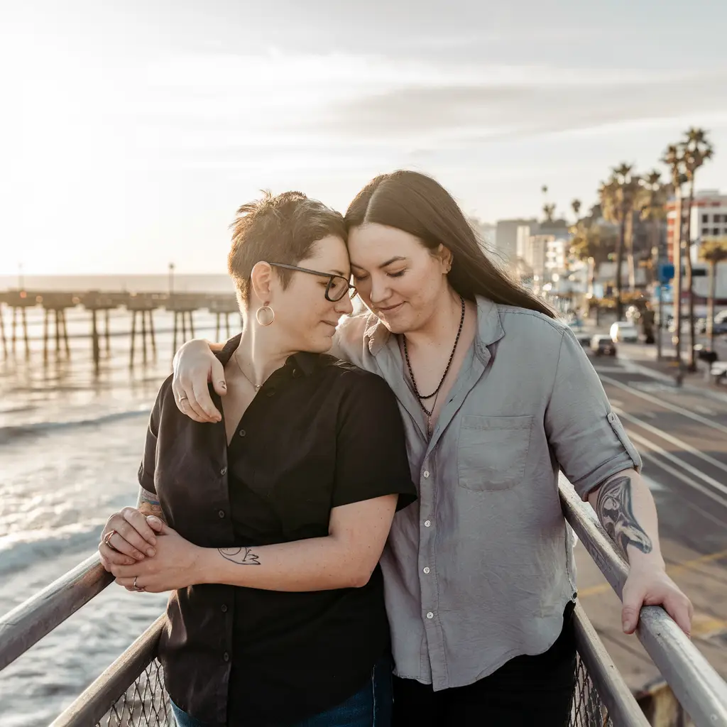 Meet Lesbian singles in Commerce City, Colorado – online dating made easy for everyone.